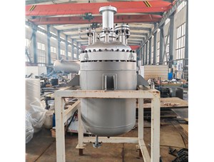 300L高溫不銹鋼晶化反應釜已完工發(fā)往太原